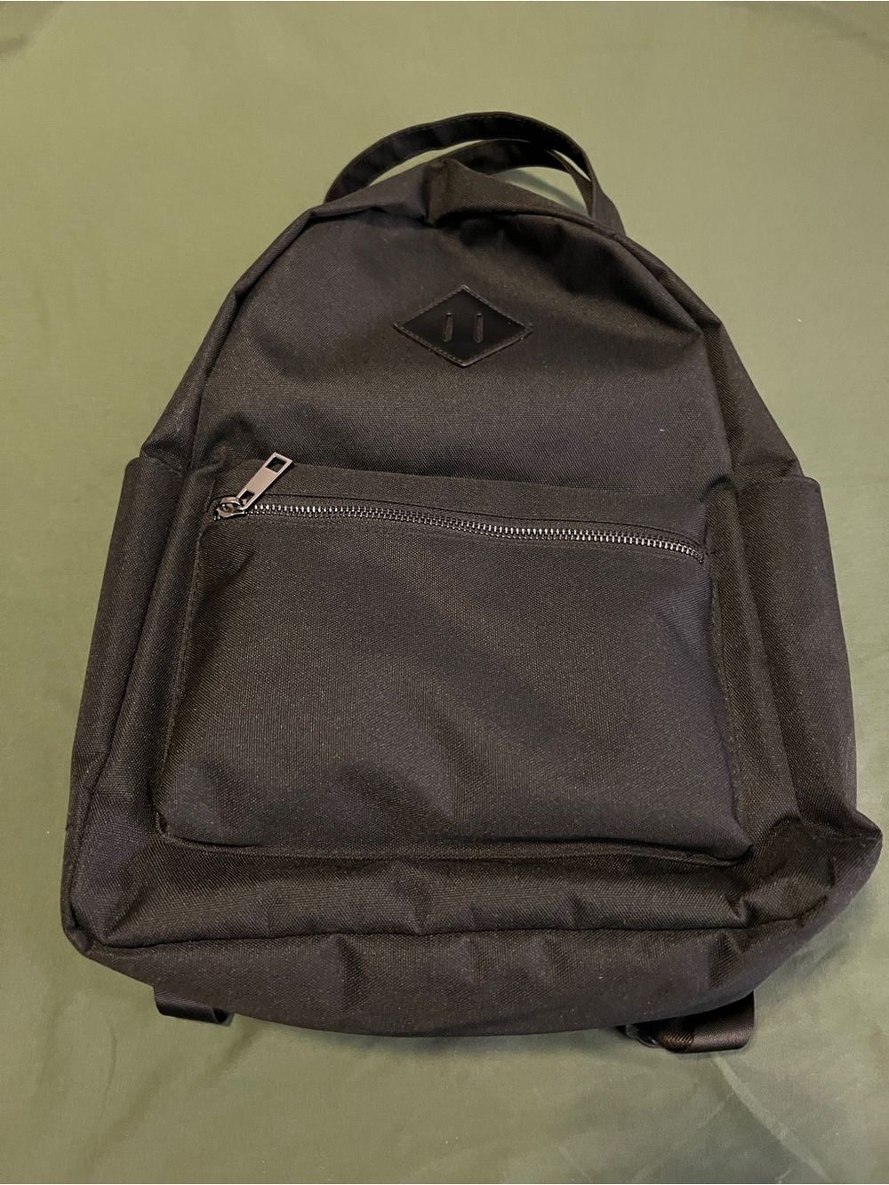 Classic Lightweight Black Backpack - Minimal Everyday - Back to School